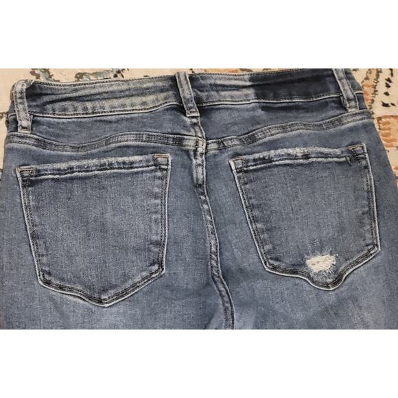 Mica Los Angeles Low-Rise Cropped Distressed Jeans w Raw hems Womens Sz 26 - Picture 3 of 10